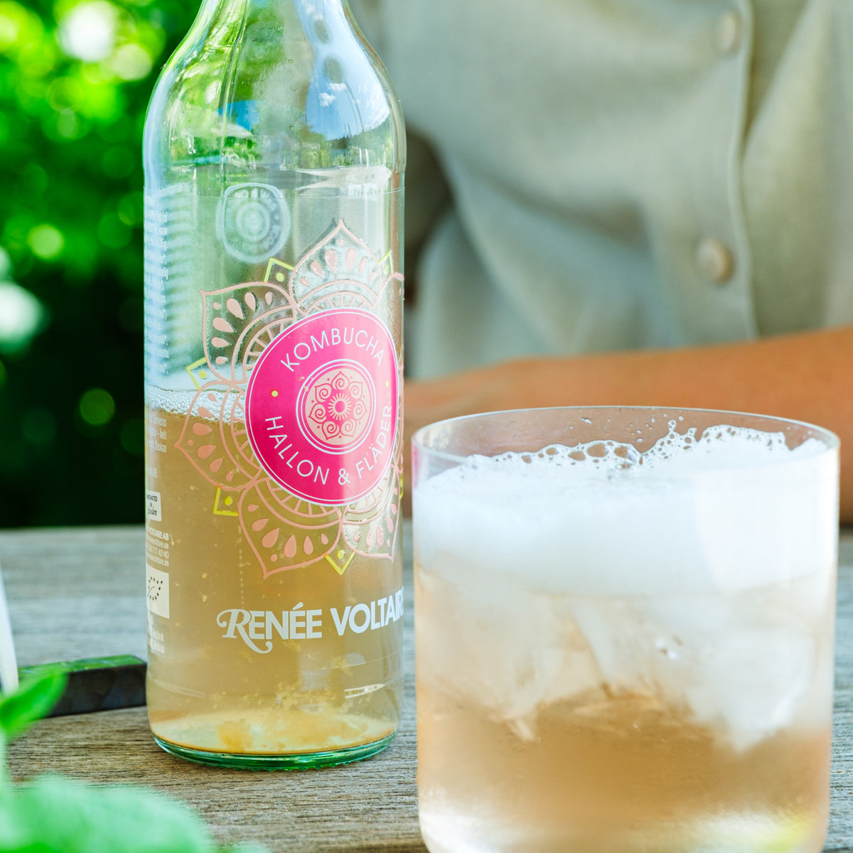 Kombucha – Hallon & Fläder
